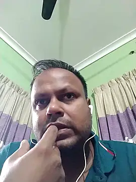 Snapshot of Niladri1410 chatting on 09-16-25, 02:23 Niladri1410 online show from 09-16-25, 02:23