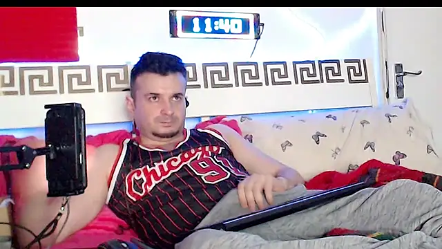 erotico69xxx online show from 12-13-25, 11:43