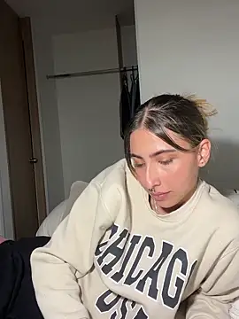 Snapshot of Ameellie chatting on 02-16-25, 11:26 Ameellie online show from 02-16-25, 11:26