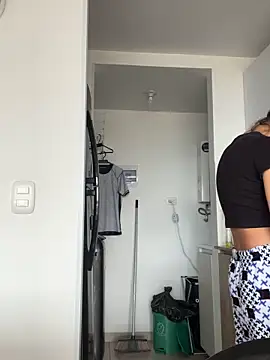 Snapshot of Ameellie chatting on 03-11-25, 03:23 Ameellie online show from 03-11-25, 03:23