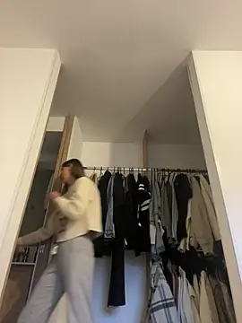 Snapshot of Ameellie chatting on 03-21-25, 03:02 Ameellie online show from 03-21-25, 03:02