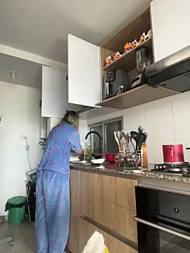 Snapshot of Ameellie chatting on 11-01-25, 07:16 Ameellie online show from 11-01-25, 07:16