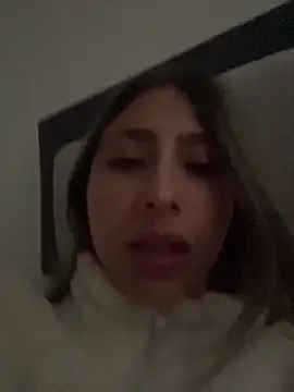 Snapshot of Ameellie chatting on 12-13-25, 08:36 Ameellie online show from 12-13-25, 08:36