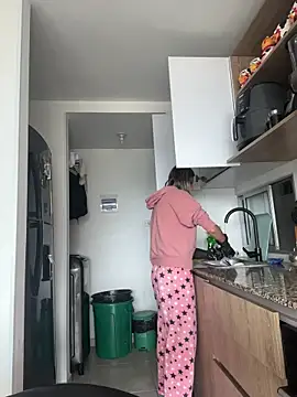 Snapshot of Ameellie chatting on 01-10-26, 03:14 Ameellie online show from 01-10-26, 03:14