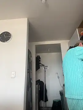 Ameellie online show from 02-10-26, 04:22