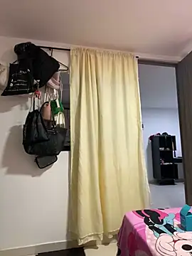 amelye saens online show from 12-31-24, 03:01