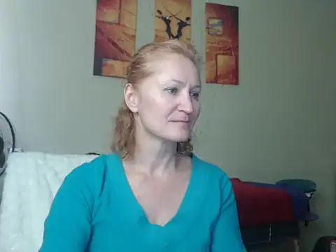 Snapshot of AmellyGrand chatting on 04-23-26, 01:35 AmellyGrand online show from 04-23-26, 01:35