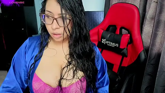 charlotee lovee69 online show from 01-13-26, 08:25