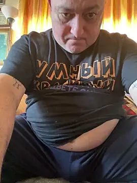 Snapshot of Russirayu chatting on 02-23-25, 03:18 Russirayu online show from 02-23-25, 03:18