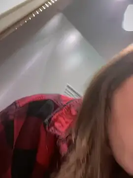 MommmyYummy online show from 12-27-24, 05:48