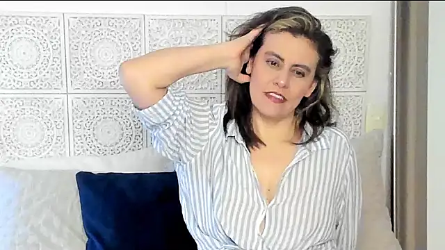 V monse online show from 01-22-25, 10:59