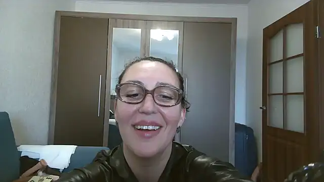 Snapshot of Ulyana72882 chatting on 02-06-25, 12:43 Ulyana72882 online show from 02-06-25, 12:43