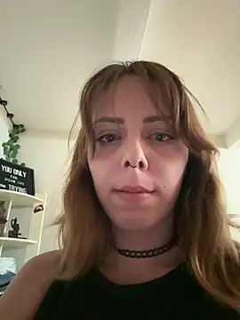 Snapshot of Mia_Railey chatting on 07-17-26, 07:30 Mia Railey online show from 07-17-26, 07:30