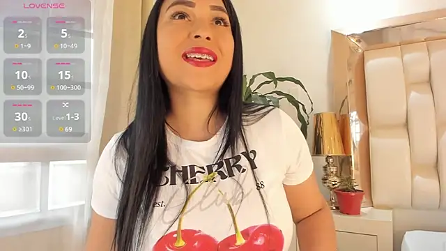 Snapshot of alana-then chatting on 03-15-25, 08:32 alana-then online show from 03-15-25, 08:32