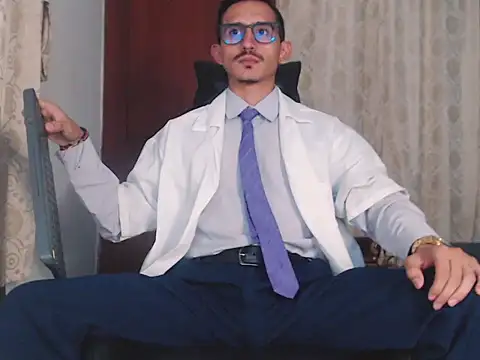 HomeAloneK online show from 10-23-25, 07:34