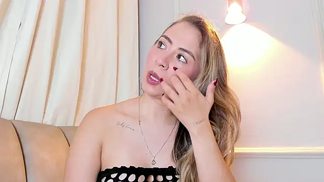 Lia walton online show from 03-03-26, 12:11