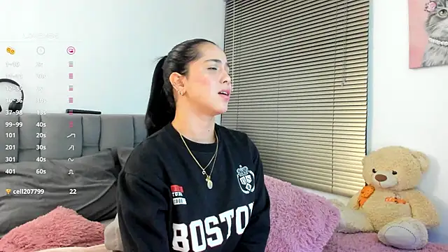 Gigi-bom online show from 11-12-25, 12:11