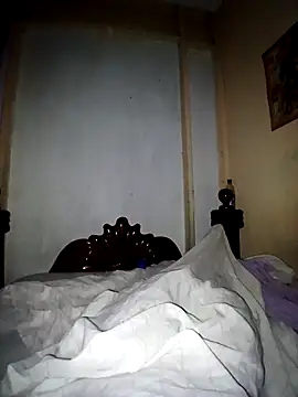 Snapshot of unrulydon255 chatting on 01-17-26, 05:45 unrulydon255 online show from 01-17-26, 05:45