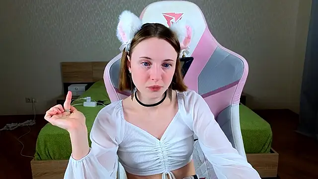 Cowell Adelina online show from 03-01-26, 09:22