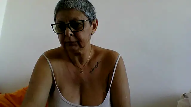 roseblak42 online show from 07-23-26, 02:37