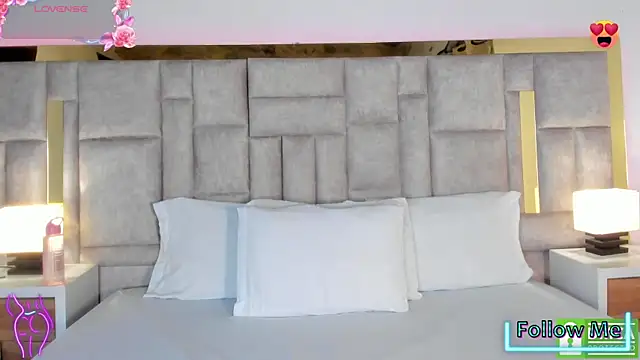 Miss Abigail  online show from 03-06-25, 12:52