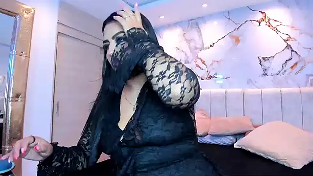 Snapshot of kiana_cream chatting on 06-21-26, 04:26 kiana cream online show from 06-21-26, 04:26