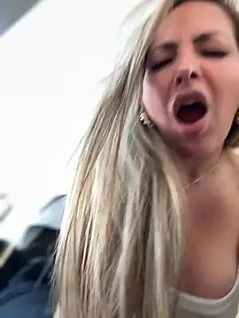  Abril-Office1 online show from 02-27-26, 03:34