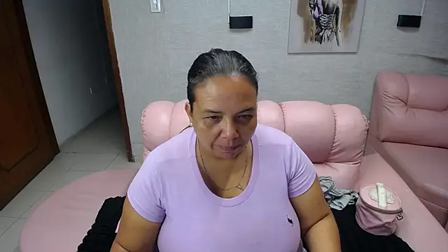 Snapshot of Penelope_Nipples_ chatting on 11-20-25, 12:05 Penelope Nipples online show from 11-20-25, 12:05