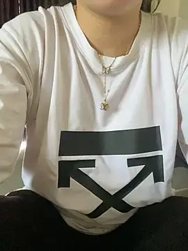 Ruby bear online show from 03-21-25, 04:17