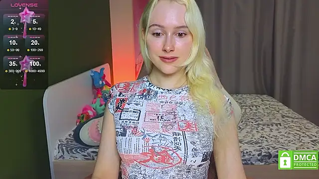 Snapshot of CaseyLabow chatting on 02-01-26, 04:33 CaseyLabow online show from 02-01-26, 04:33