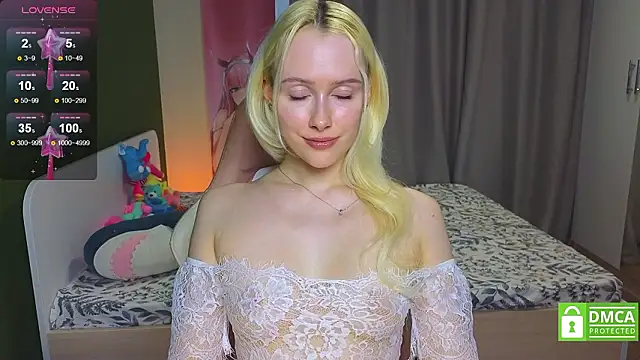 Snapshot of CaseyLabow chatting on 02-07-26, 07:12 CaseyLabow online show from 02-07-26, 07:12