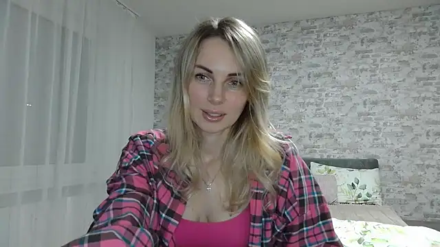 AlissonBia online show from 04-20-26, 09:27