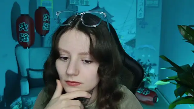 Snapshot of VeliraBraitberg chatting on 02-07-25, 08:11 VeliraBraitberg online show from 02-07-25, 08:11