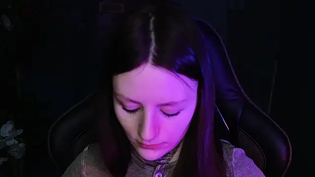 Snapshot of VeliraBraitberg chatting on 02-27-25, 11:10 VeliraBraitberg online show from 02-27-25, 11:10