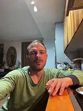 Adventurehotman online show from 05-14-26, 09:54