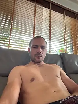 Adventurehotman online show from 08-07-26, 12:29