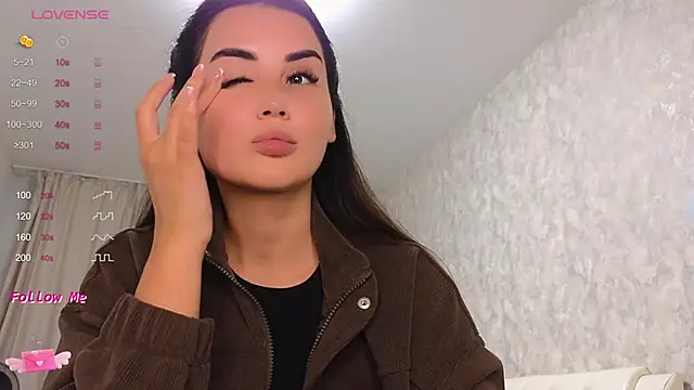 LaraSkinny online show from 09-11-25, 10:48