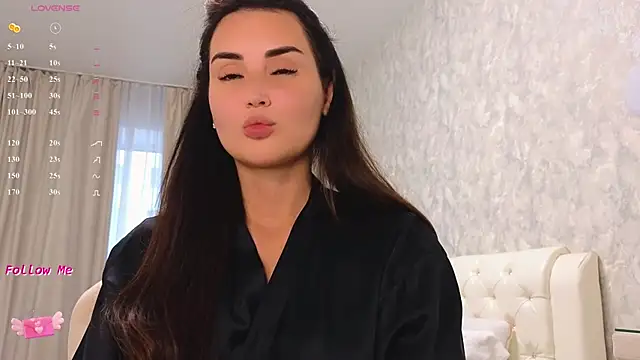 Snapshot of LaraSkinny chatting on 07-06-26, 01:19 LaraSkinny online show from 07-06-26, 01:19