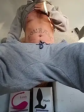 Hotbodyscottie online show from 11-16-25, 12:44