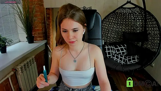 Caitlin Carey online show from 02-05-26, 07:35