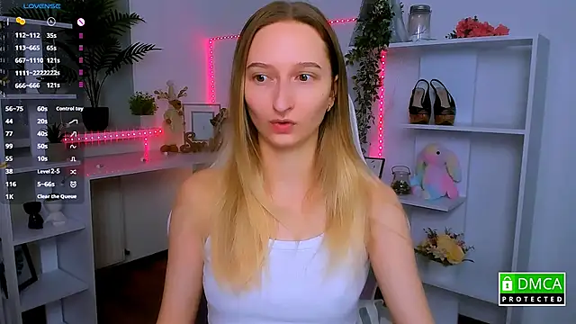  Ri na  online show from 11-18-25, 06:29