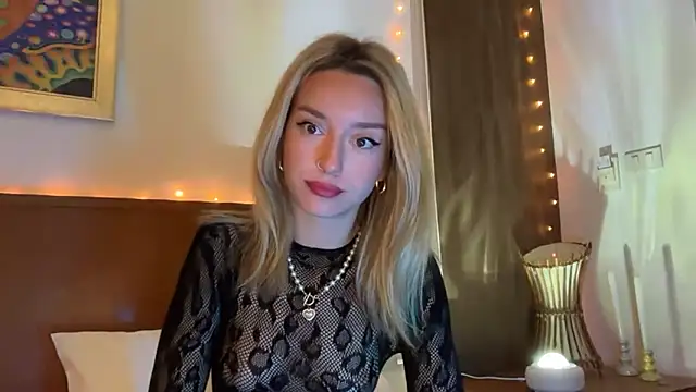 SirenaBelle online show from 11-16-25, 12:16