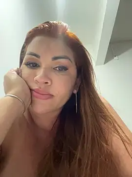 Snapshot of Bruninhaa34 chatting on 02-12-25, 10:37 Bruninhaa34 online show from 02-12-25, 10:37