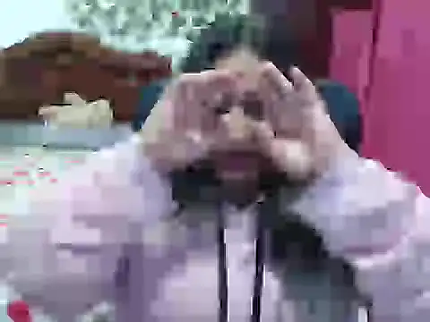 Snapshot of EmilyLove1014 chatting on 01-06-25, 12:16 EmilyLove1014 online show from 01-06-25, 12:16