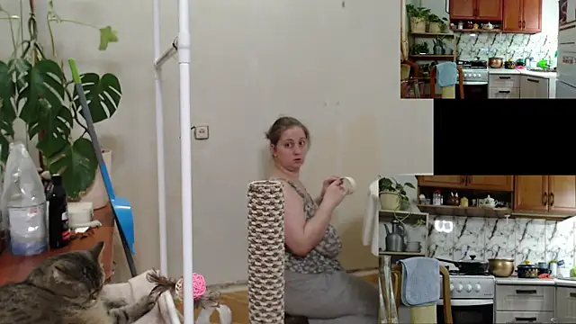 Sakura Green online show from 11-25-25, 04:18