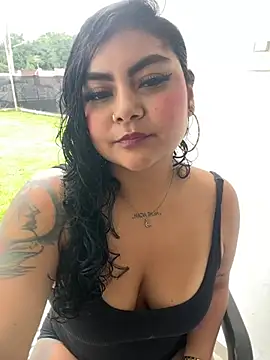 Juli Walker online show from 03-05-26, 02:35