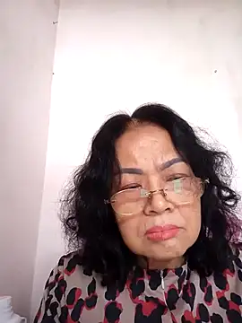 Hotestlove online show from 02-28-25, 05:48