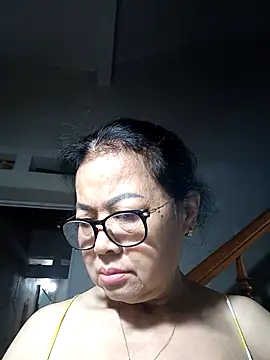 Snapshot of Hotestlove chatting on 04-21-26, 02:26 Hotestlove online show from 04-21-26, 02:26