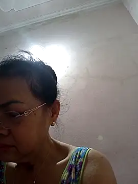 Snapshot of Hotestlove chatting on 04-26-26, 10:07 Hotestlove online show from 04-26-26, 10:07