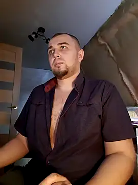 Foxyshaved online show from 02-06-25, 11:54